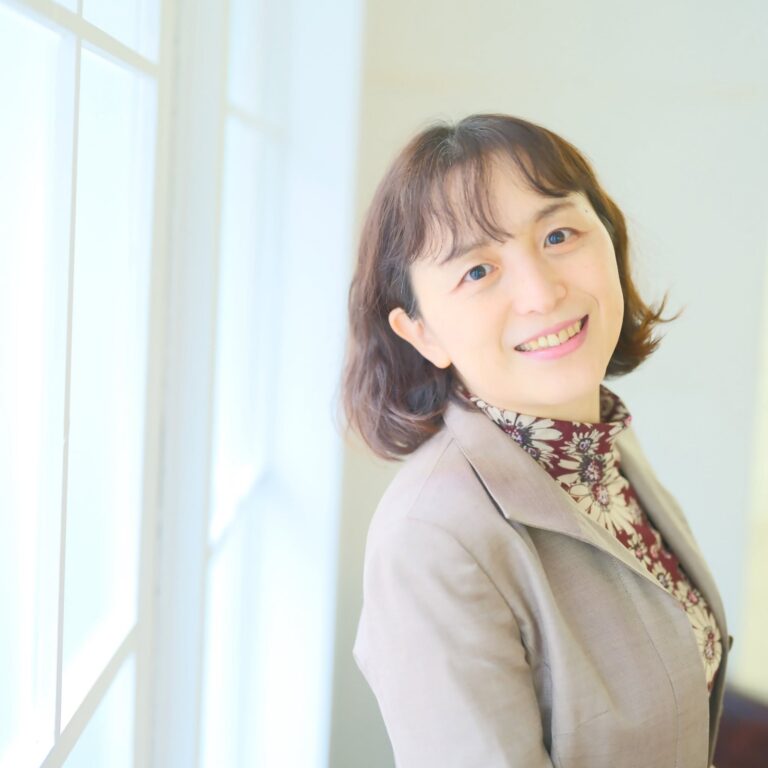 あなたの「伝えたい」を、ちゃんと形にする。あなたの街のウェブ屋さん 関美奈子