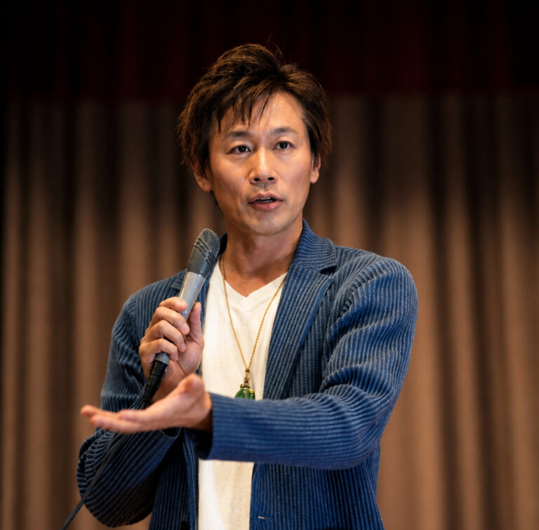 ～本来の自分とつながり、自分らしく輝く～　　　　　　　　　　　　　　　　　　　　　　　　　　　　　　　　　　　一社）「レムリアの雫」代表　藤原征治　　